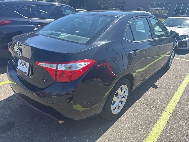 Used 2015 Toyota Corolla LE image 4
