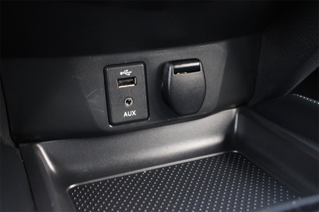 Used 2018 Nissan Rogue Sport SL w/ SL Premium Package image 32