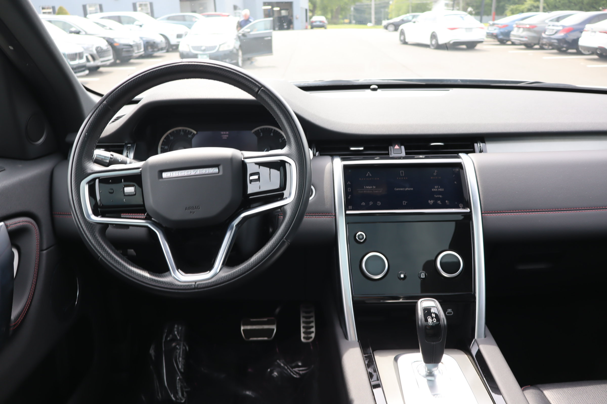 Used 2022 Land Rover Discovery Sport S R-Dynamic AWD/4WD image 15