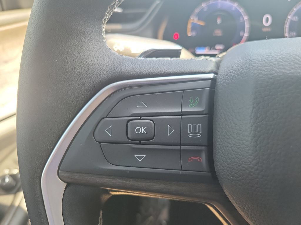 New 2026 Jeep Grand Cherokee Altitude RWD image 14
