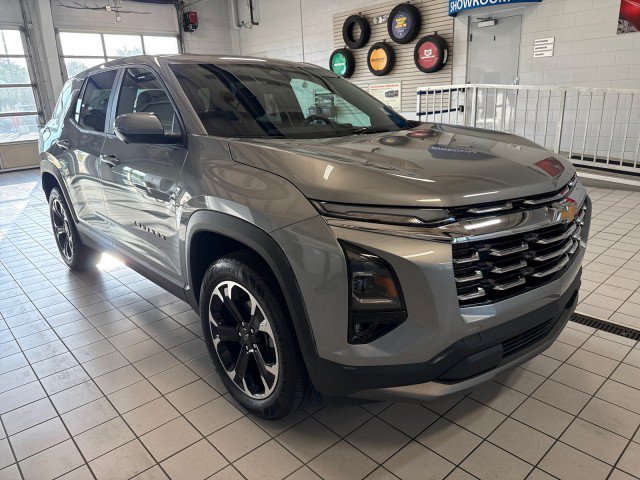 Used 2025 Chevrolet Equinox LT w/ Safety and Technology Package