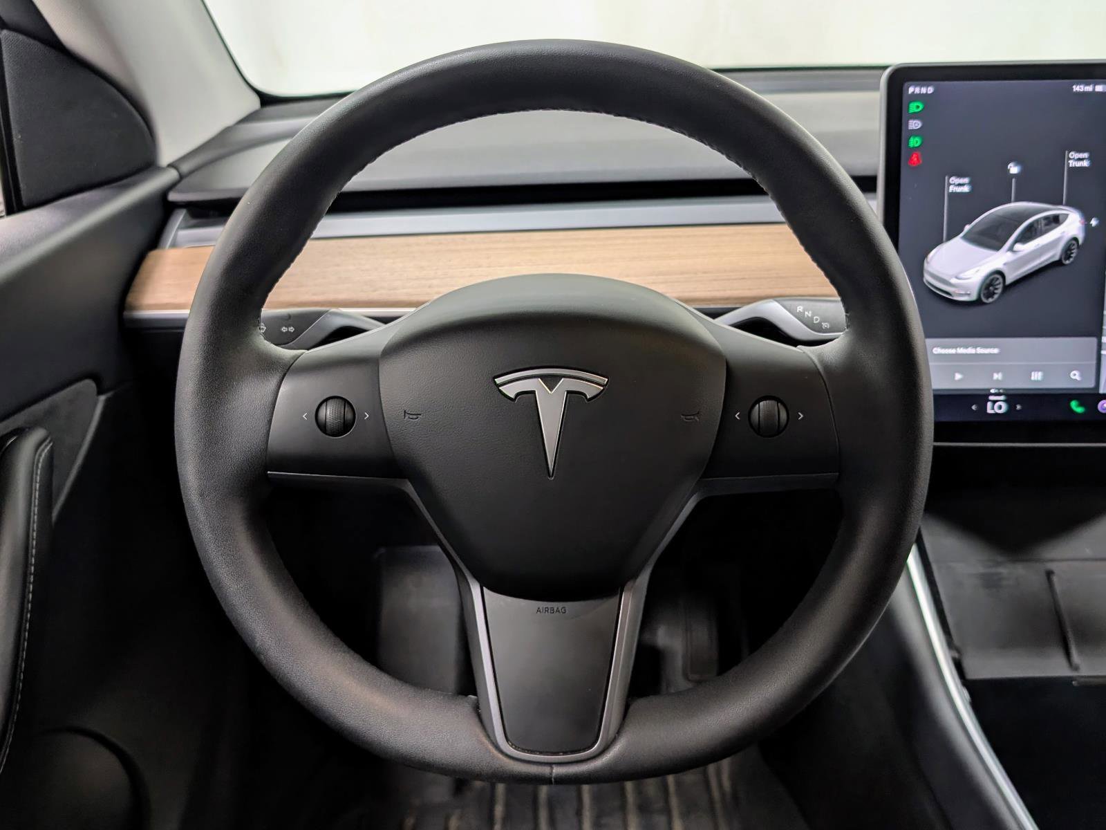 Used 2020 Tesla Model Y Long Range image 28