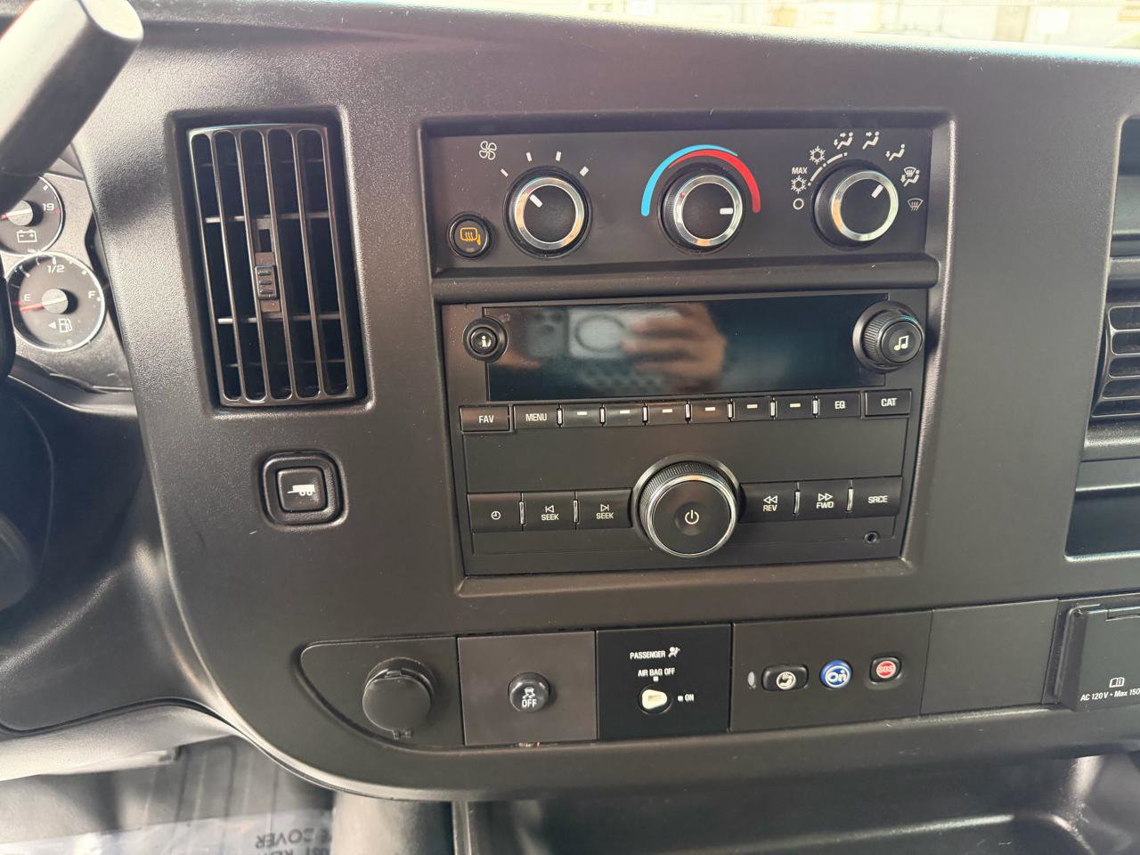 Used 2020 Chevrolet Express 2500 Extended w/ Driver Convenience Package image 19