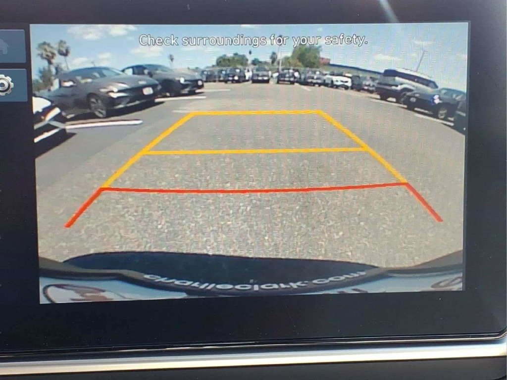 New 2026 Hyundai Venue SEL FWD image 13