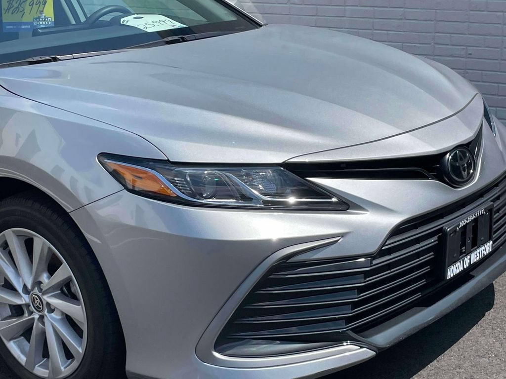Used 2023 Toyota Camry LE AWD/4WD image 9