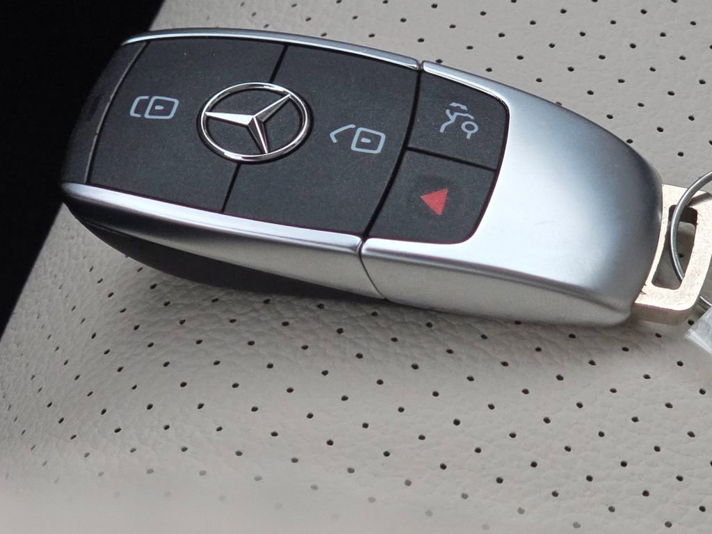 Used 2026 Mercedes-Benz GLE 350 4MATIC image 37