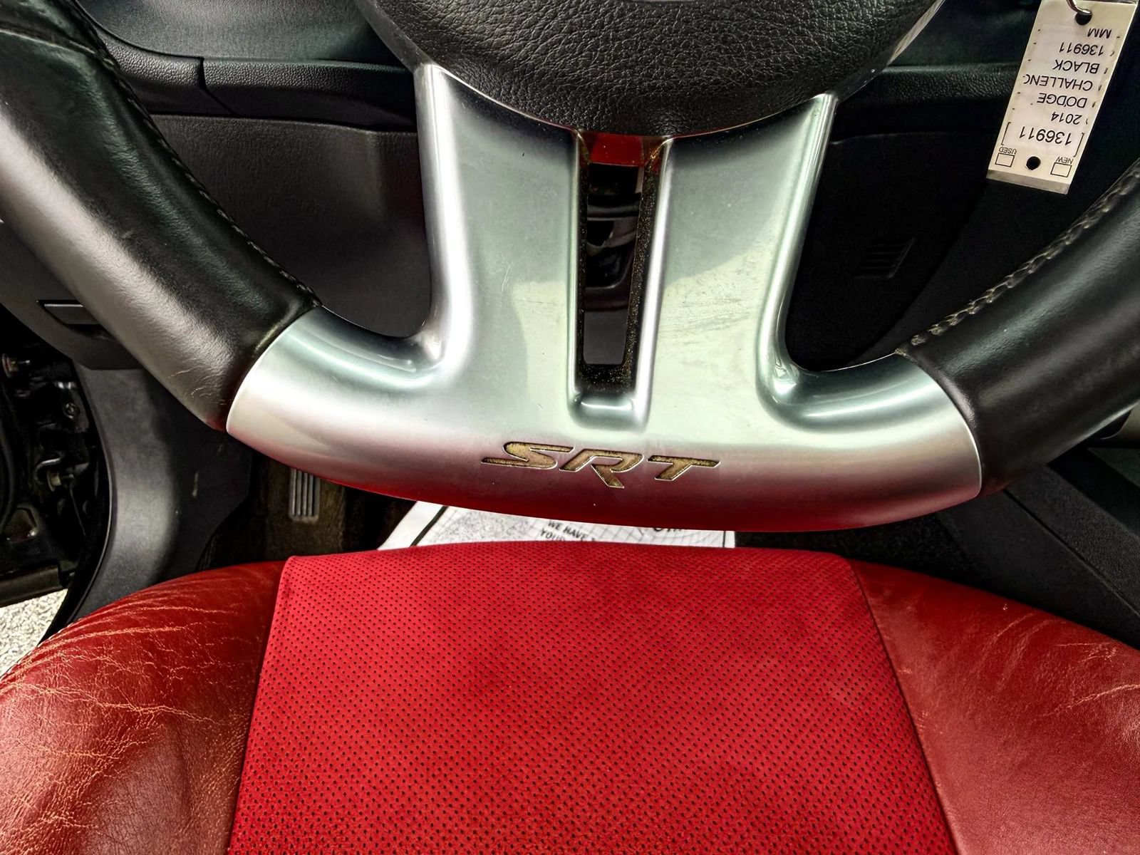 Used 2014 Dodge Challenger SRT8 w/ Harman/Kardon Audio Group RWD image 26