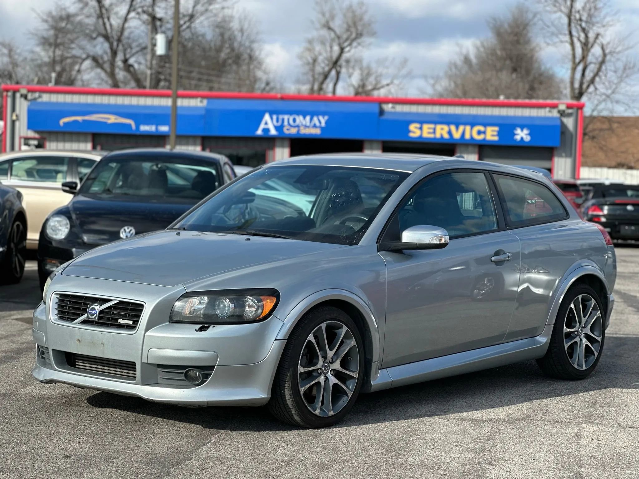Used 2010 Volvo C30 T5 R-Design image 1