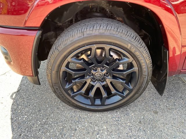 Used 2025 RAM 1500 Limited AWD/4WD image 12