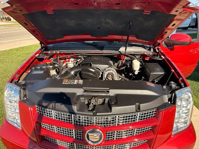 Used 2012 Cadillac Escalade Premium AWD/4WD image 50