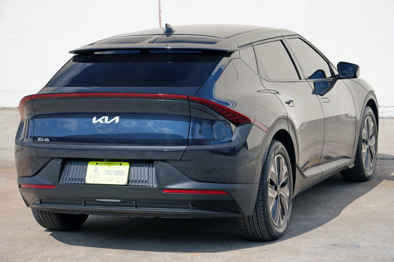 Used 2022 Kia EV6 Light RWD image 50
