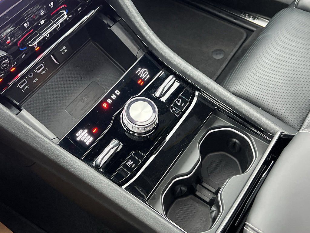 Used 2024 Jeep Grand Cherokee Overland w/ Adv Protech Group III image 23