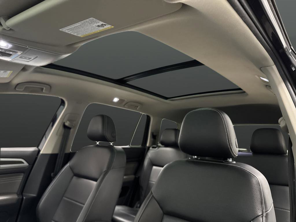 Used 2022 Volkswagen Atlas SE w/ Panoramic Sunroof Package image 7