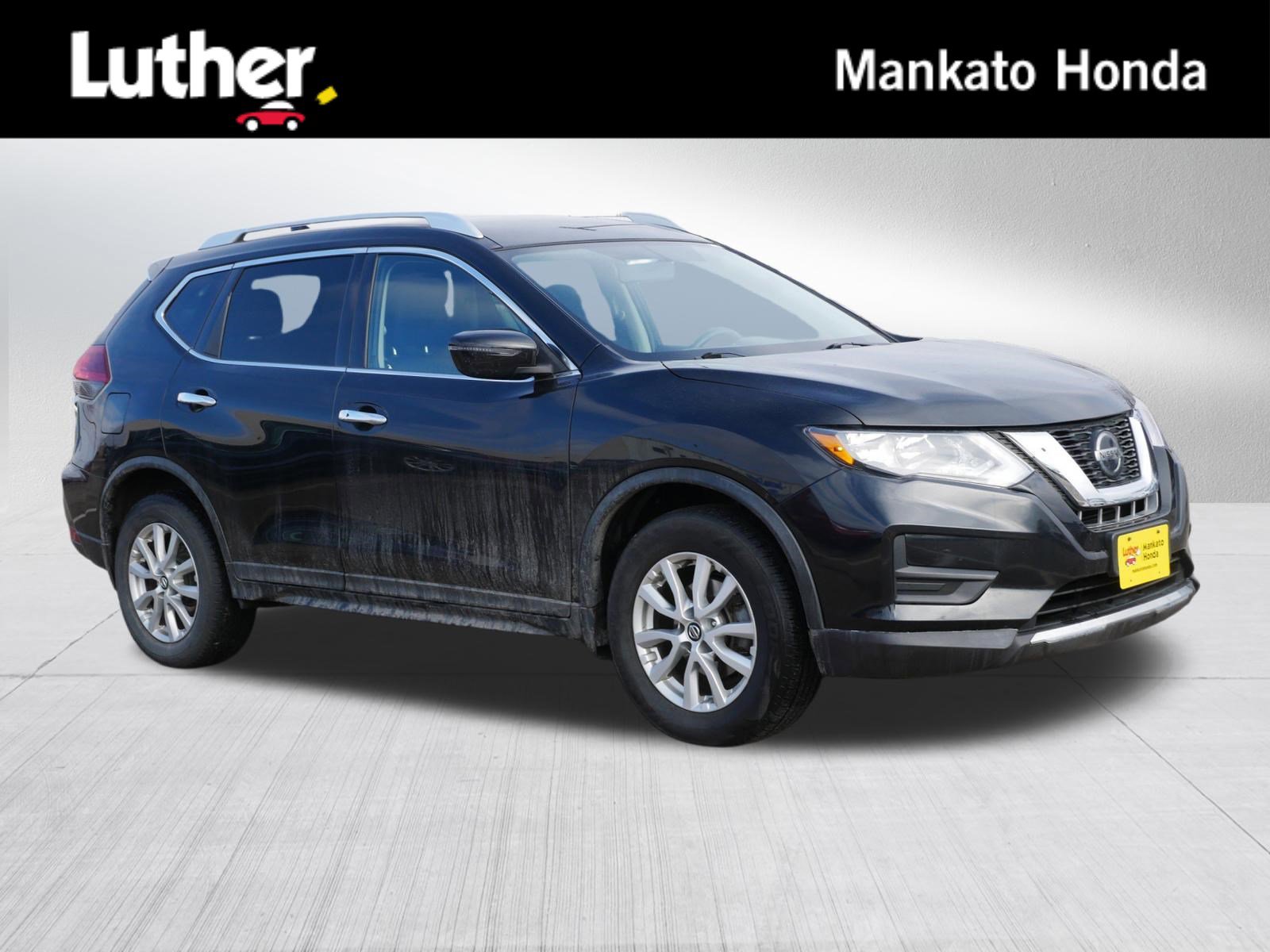 Used 2018 Nissan Rogue SV