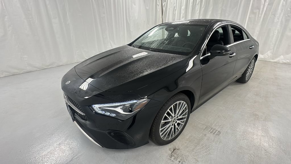 Used 2025 Mercedes-Benz CLA 250 4MATIC image 7