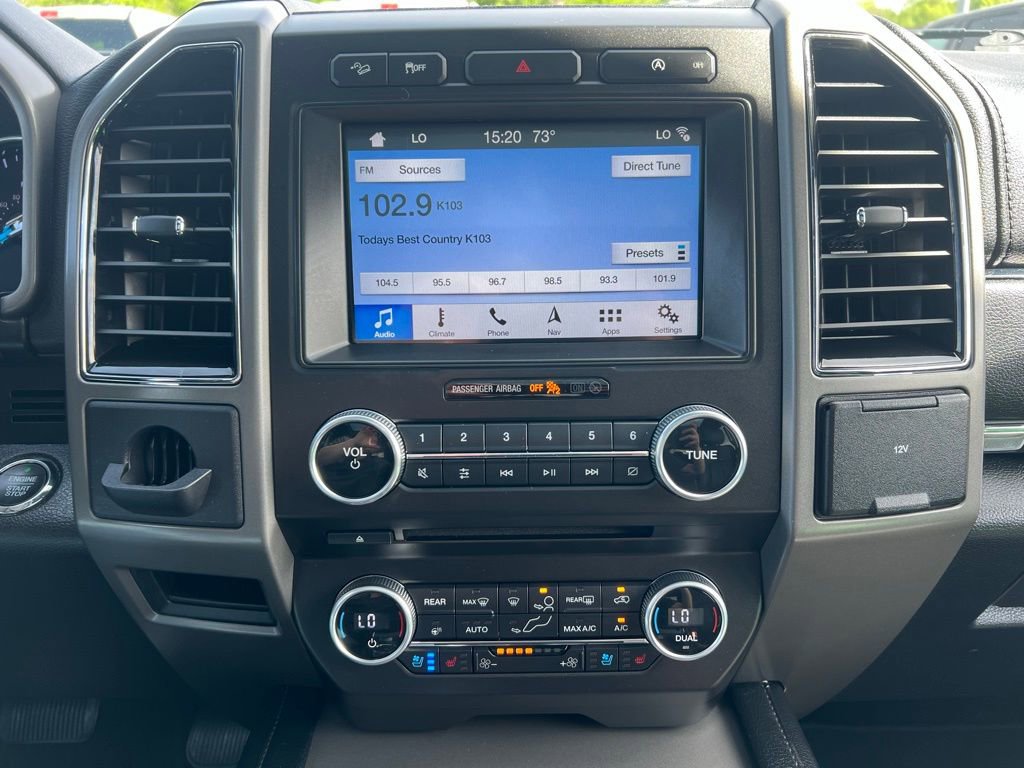 Used 2018 Ford Expedition XLT w/ Equipment Group 202A AWD/4WD image 27