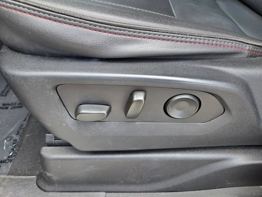 Used 2023 Chevrolet Tahoe RST RWD image 6