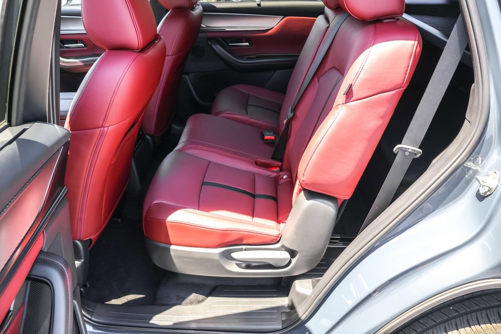 Used 2025 MAZDA CX-70 Plug-In Hybrid w/ Premium Plus image 29