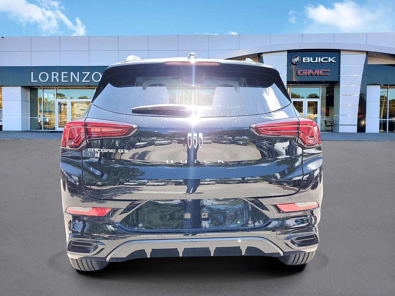 New 2026 Buick Encore GX Sport Touring w/ Advanced Technology Package FWD image 4