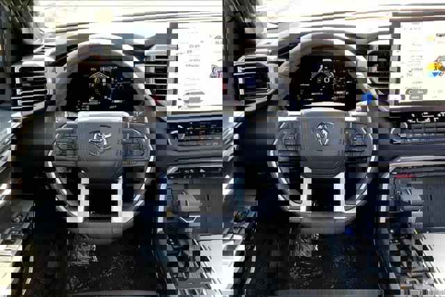 Used 2025 Toyota Sequoia Limited w/ Nightshade Package image 4