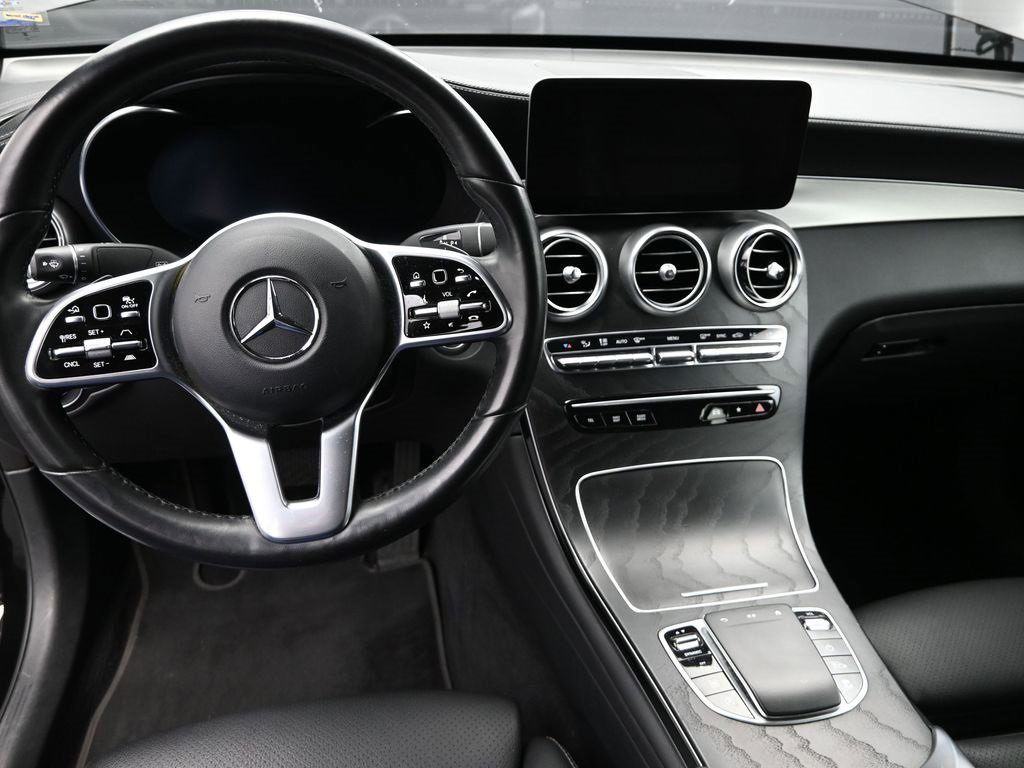 Used 2022 Mercedes-Benz GLC 300 4MATIC Coupe image 18