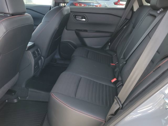 Used 2025 Nissan Rogue SV w/ Rock Creek Premium Package image 8