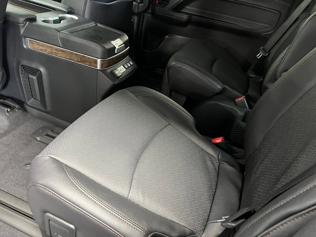 New 2026 Toyota Sienna Platinum AWD/4WD image 16