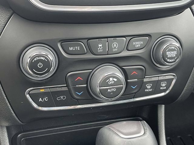 Used 2023 Jeep Cherokee Altitude Lux w/ Lux Elite Package AWD/4WD image 19