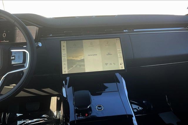 New 2025 Land Rover Range Rover Sport SE image 6