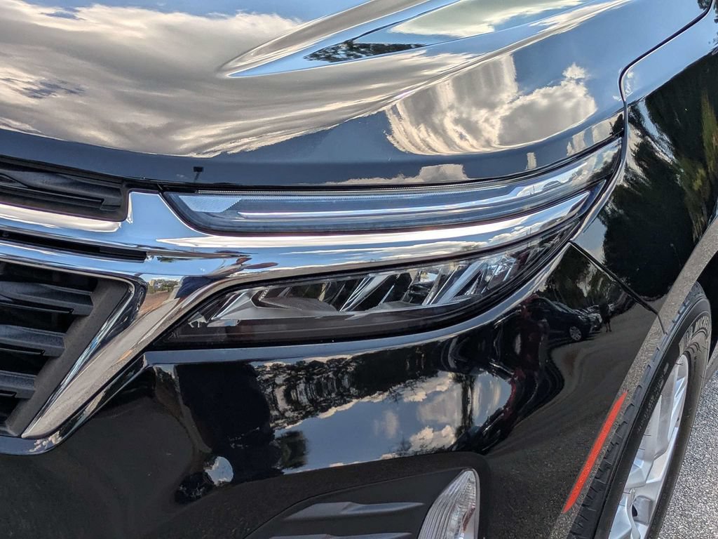 Used 2024 Chevrolet Equinox LT FWD image 11