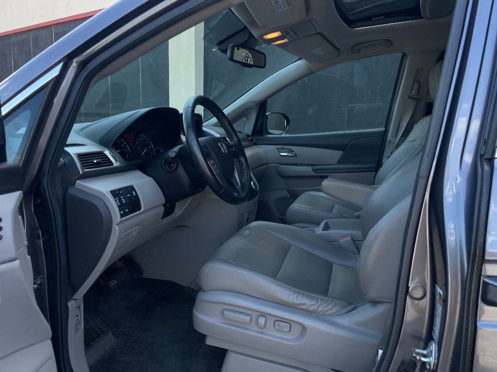 Used 2014 Honda Odyssey Touring image 5