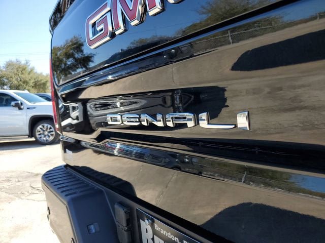 New 2026 GMC Sierra 1500 Denali w/ Denali Reserve Package AWD/4WD image 9