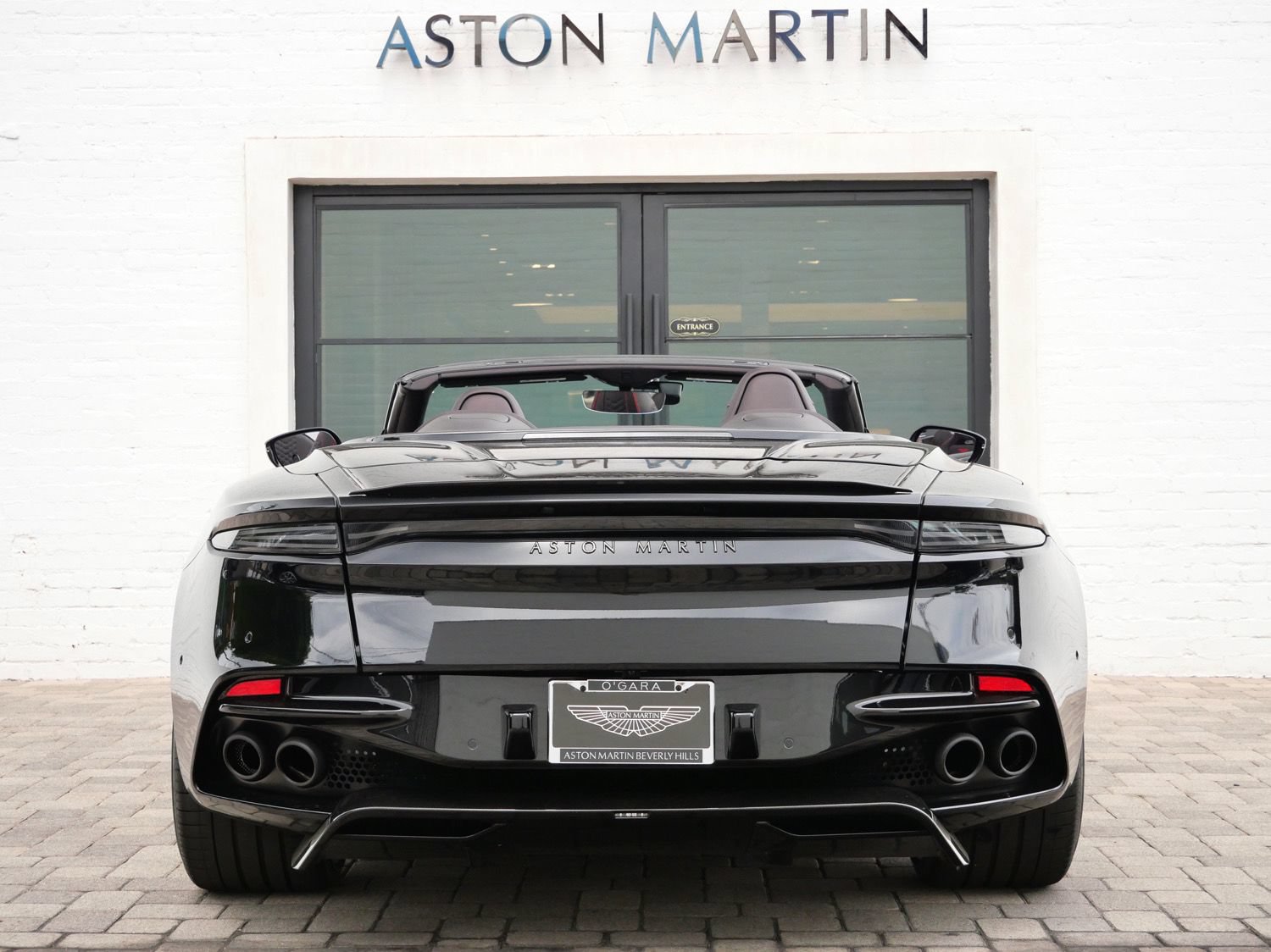 Used 2023 Aston Martin DBS Superleggera Volante RWD image 13