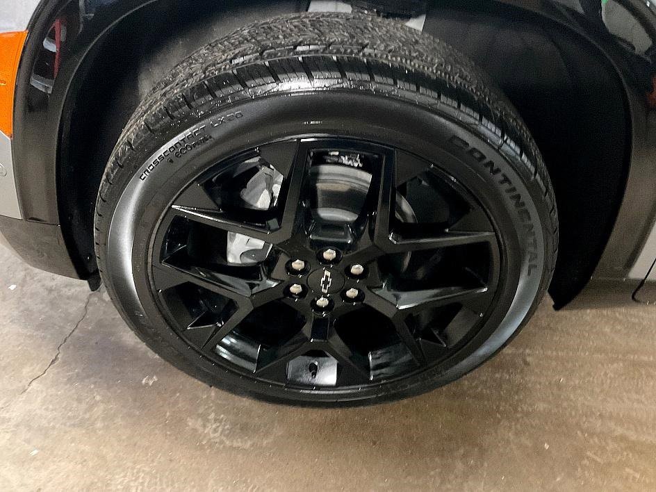 Used 2025 Chevrolet Traverse RS w/ LPO, Floor Liner Package image 14