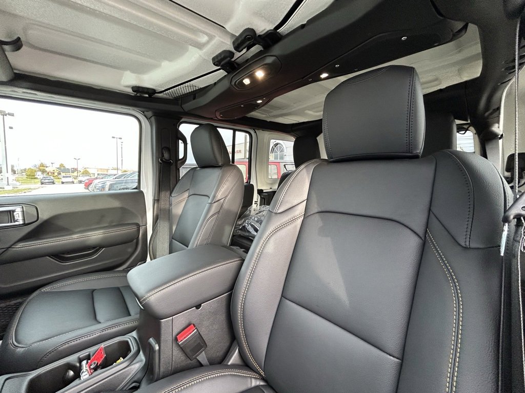New 2026 Jeep Wrangler Sahara image 14