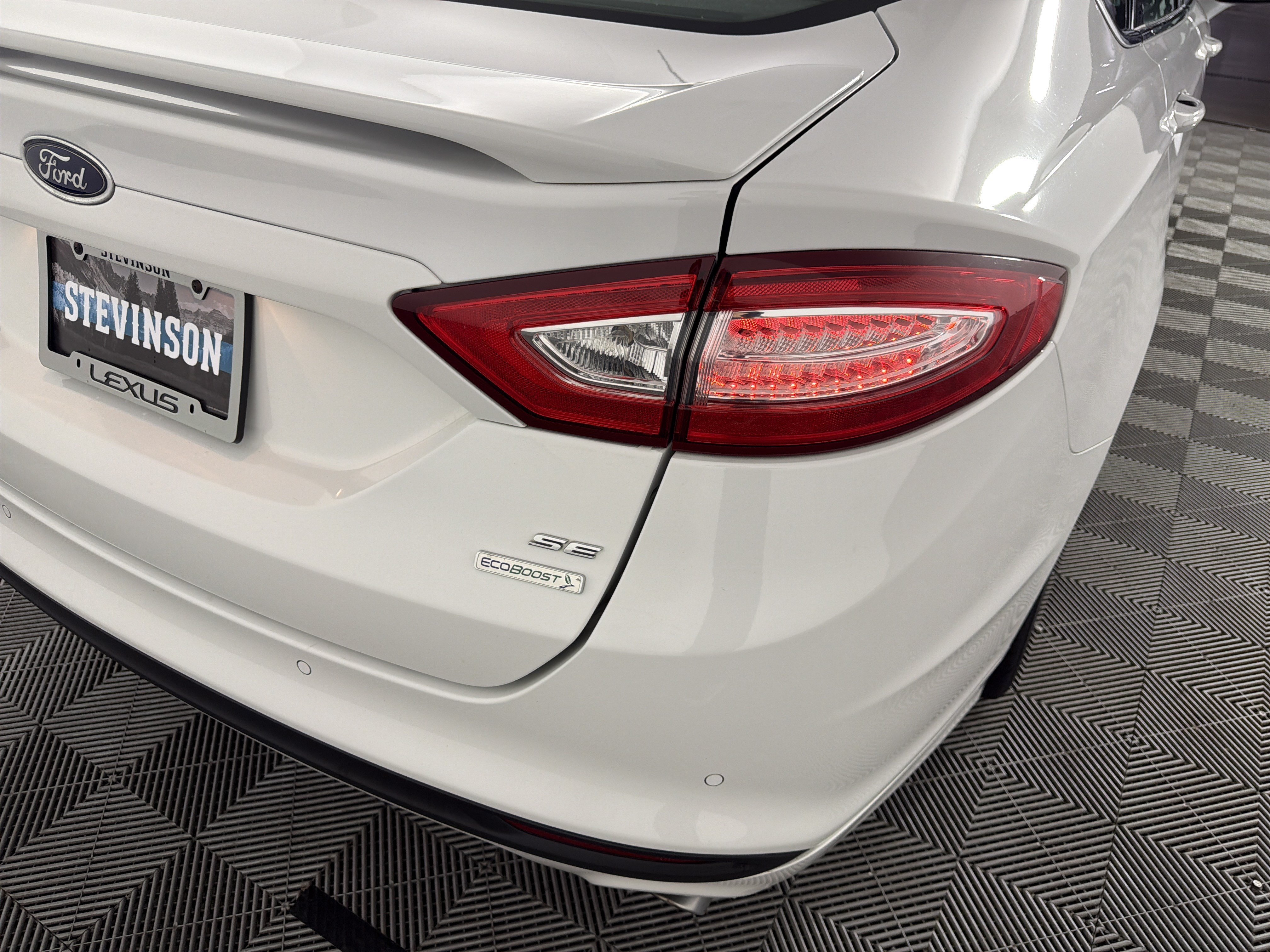 Used 2013 Ford Fusion SE FWD image 30
