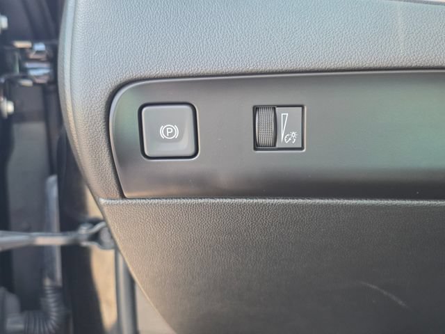 Used 2022 Buick Enclave Essence w/ LPO, Floor Liner Package FWD image 33