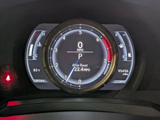 Used 2016 Lexus IS 200t w/ F Sport Package RWD image 11