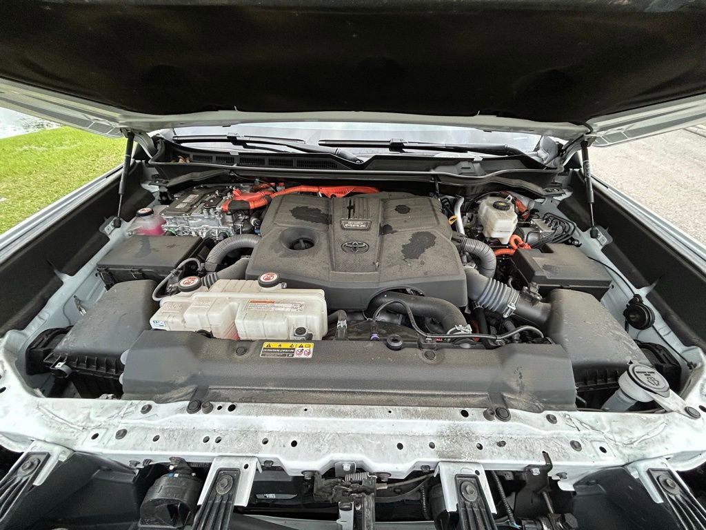 Used 2024 Toyota Sequoia Capstone image 11