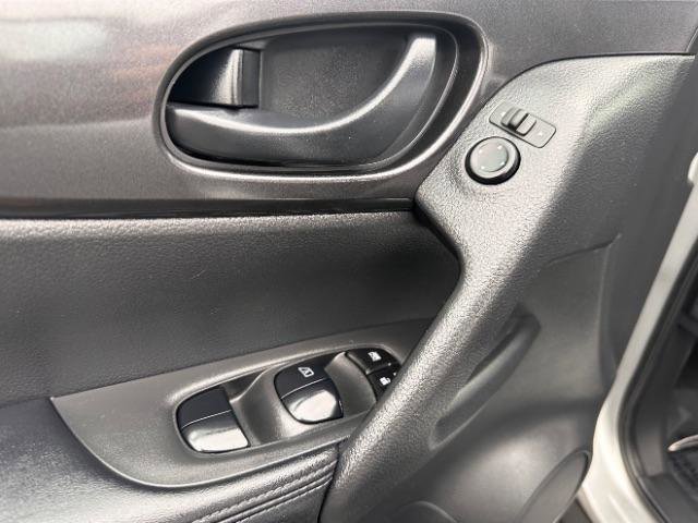 Used 2020 Nissan Rogue S image 17