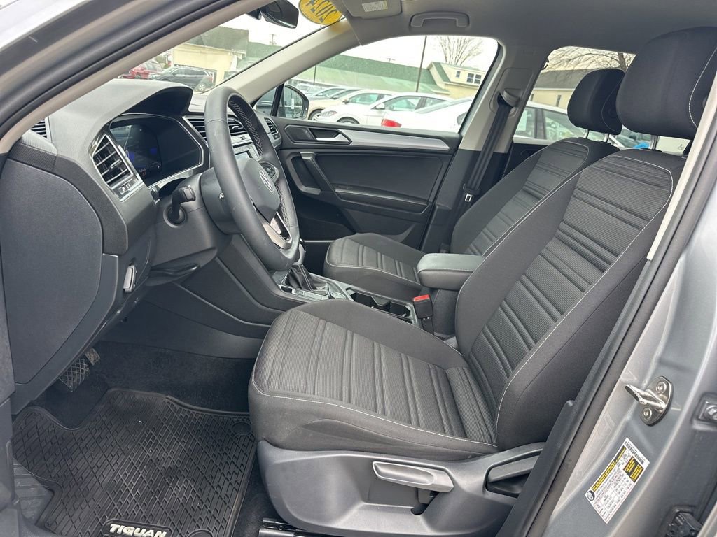 Used 2024 Volkswagen Tiguan S image 12