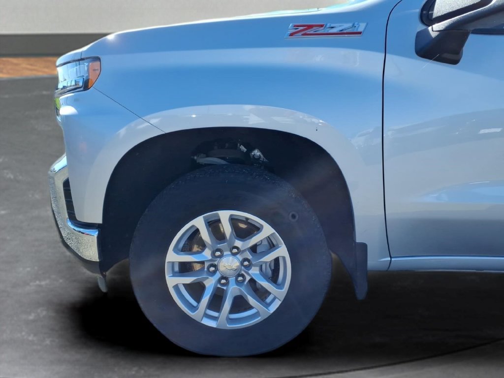 Certified 2020 Chevrolet Silverado 1500 LT w/ All-Star Edition AWD/4WD image 4