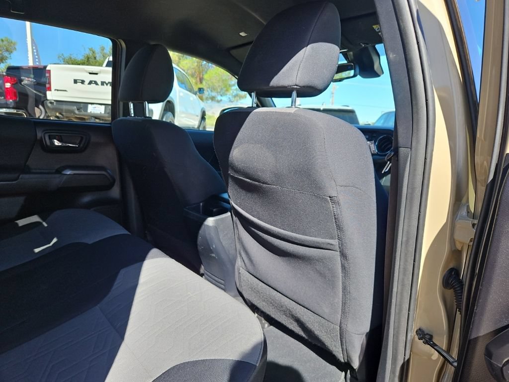 Used 2020 Toyota Tacoma TRD Off-Road w/ Technology Package AWD/4WD image 25