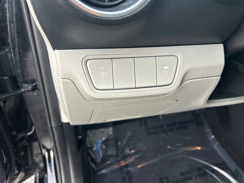 Used 2023 Kia Forte LXS FWD image 32