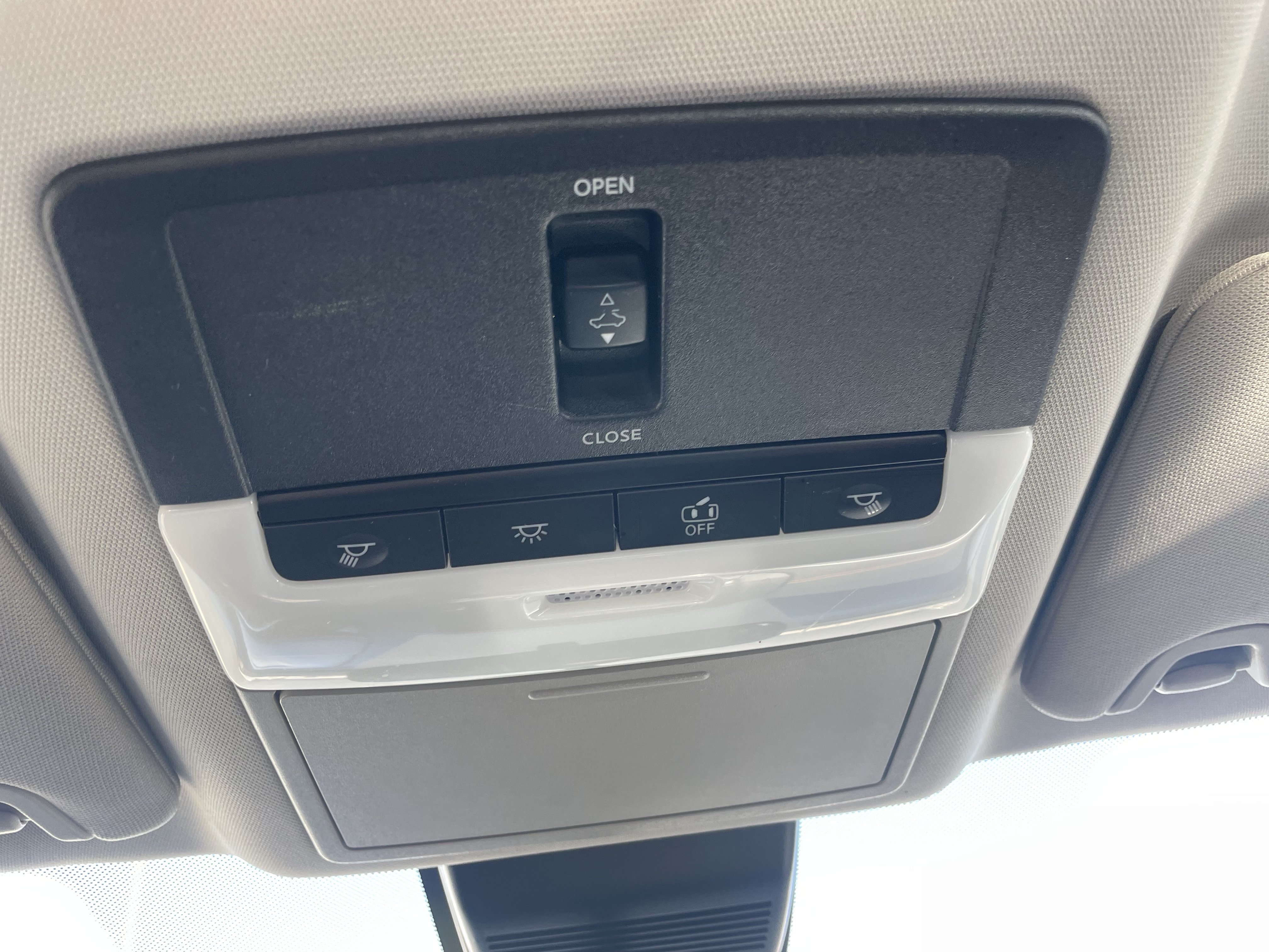 Used 2021 Nissan Altima 2.5 SR w/ SR Premium Package AWD/4WD image 24