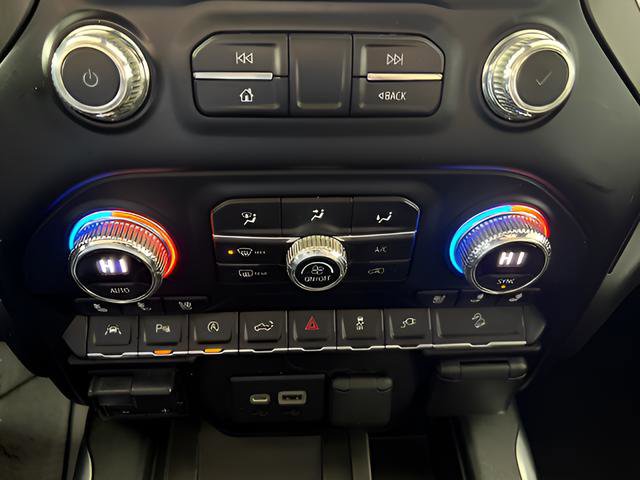 Used 2020 GMC Sierra 1500 AT4 w/ AT4 Premium Package AWD/4WD image 23