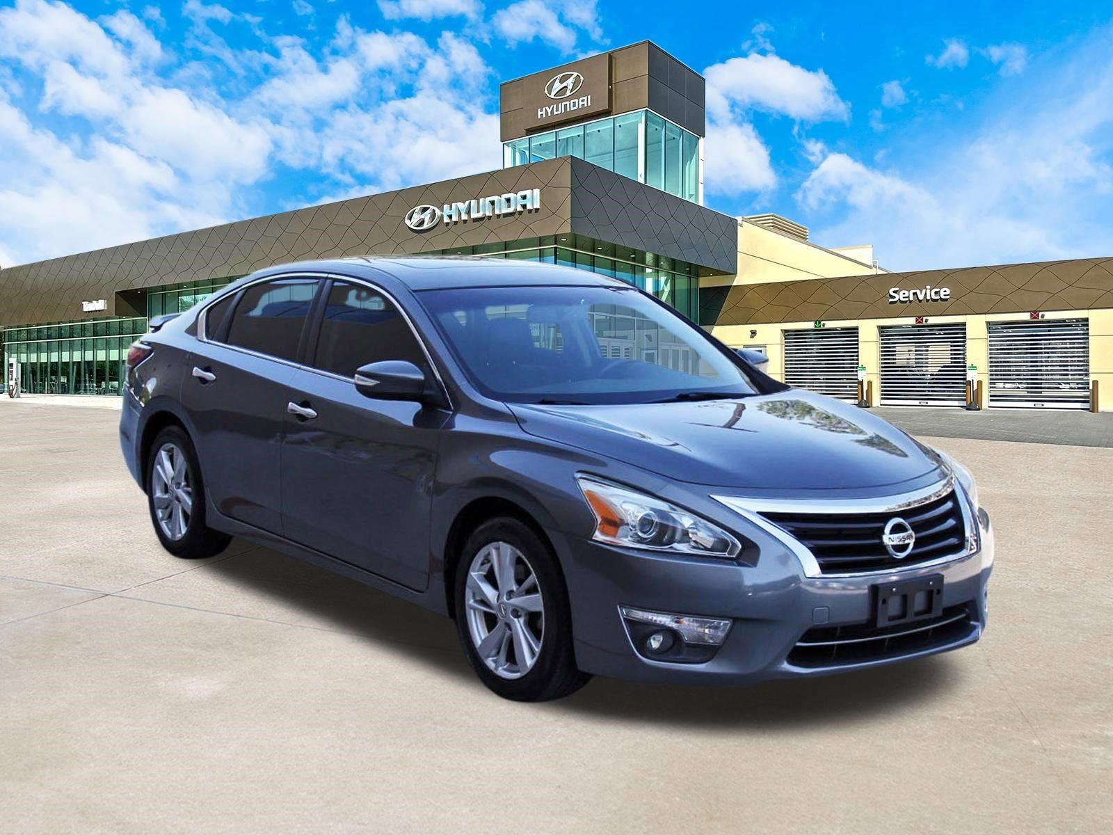 Used 2014 Nissan Altima 2.5 SL w/ Technology Package FWD image 3