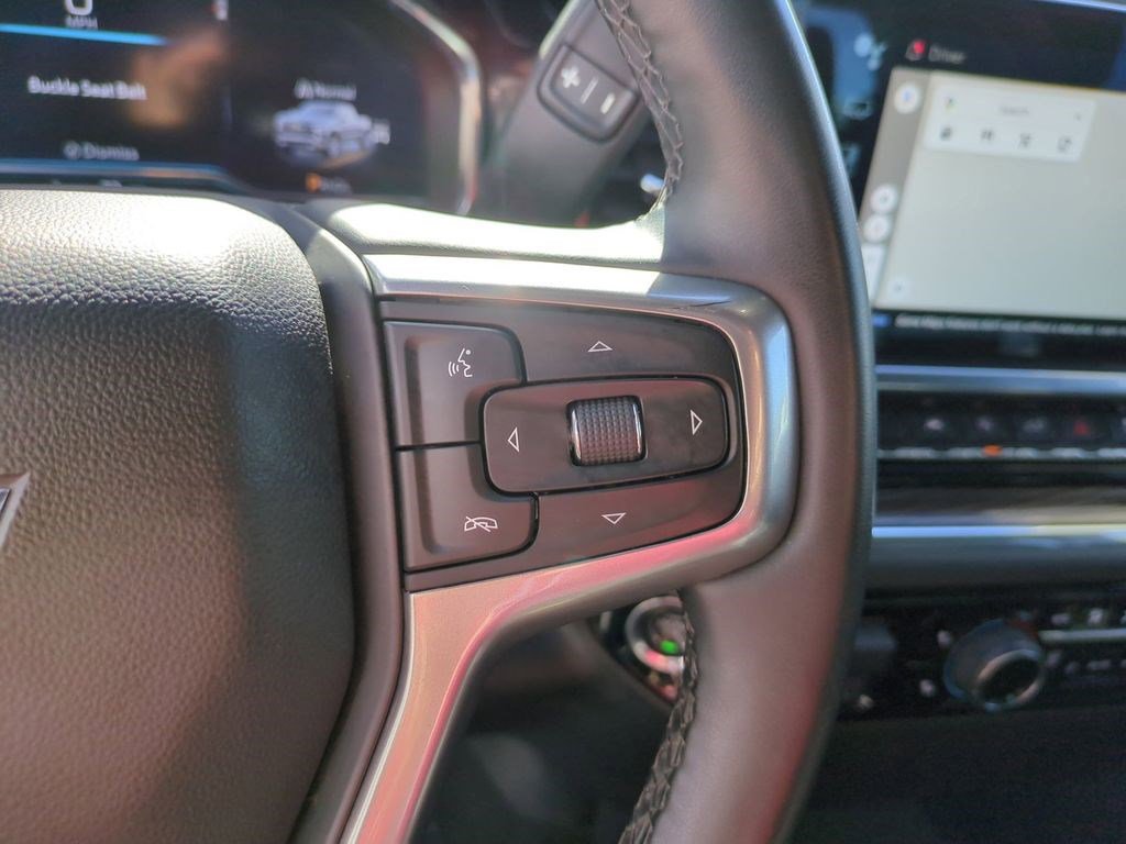 Used 2024 Chevrolet Silverado 1500 LT w/ Z71 Off-Road Package AWD/4WD image 17