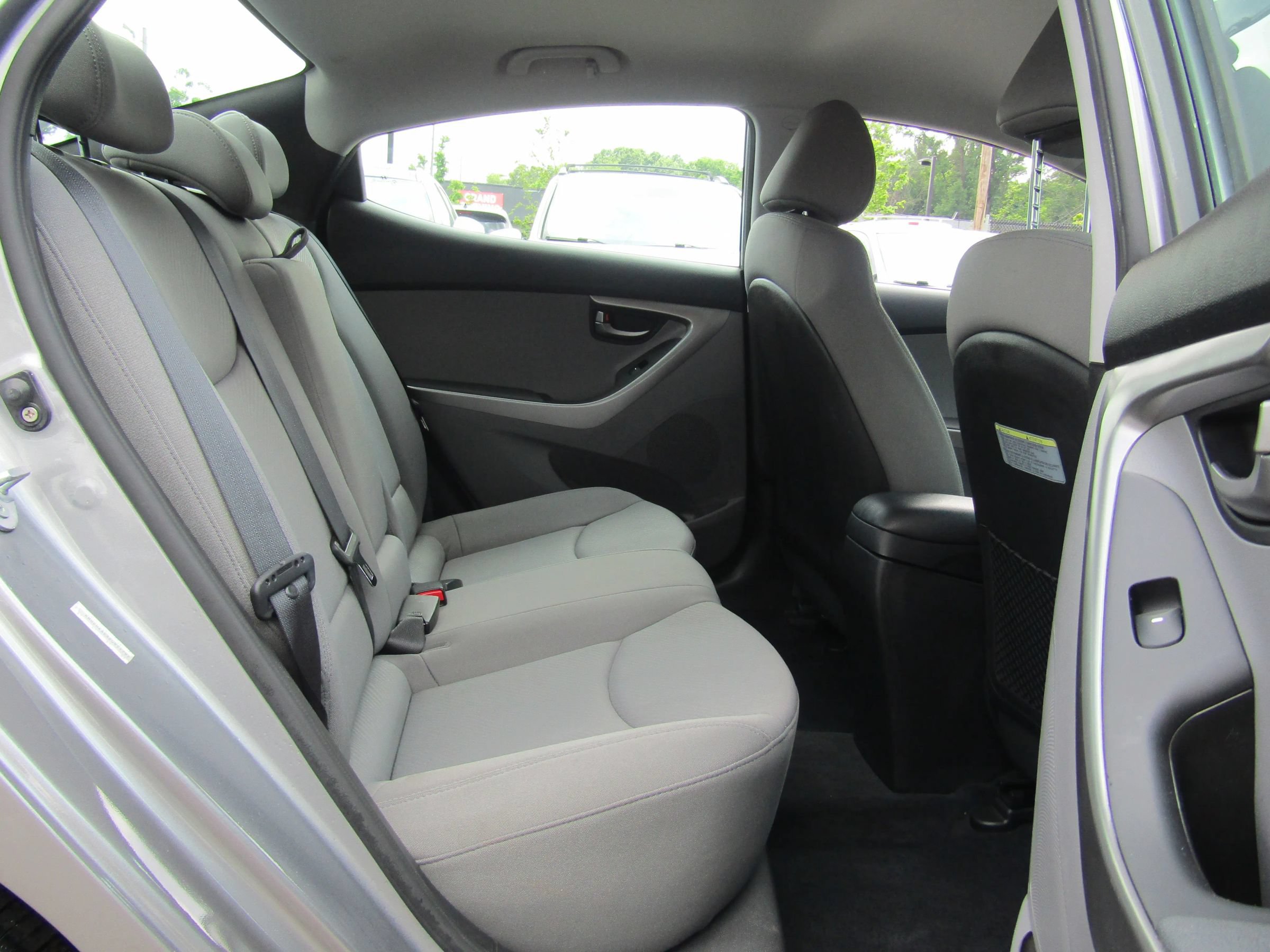 Used 2013 Hyundai Elantra GLS FWD image 14