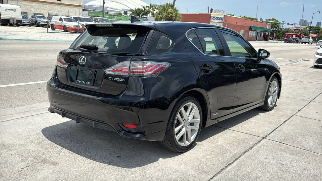 Used 2016 Lexus CT 200h w/ Navigation Package FWD image 14